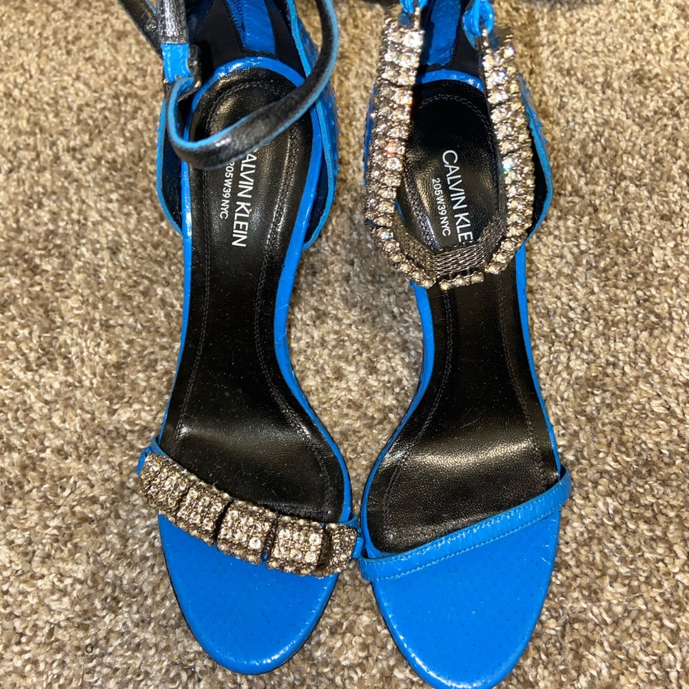 CALVIN KLEIN Camelle Mismatched Leather Sandals